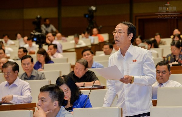 รัฐสภาหารือเกี่ยวกับร่างกฎหมายฉบับแก้ไขและเพิ่มเติมของกฎหมายอาญาปี๒๐๑๕