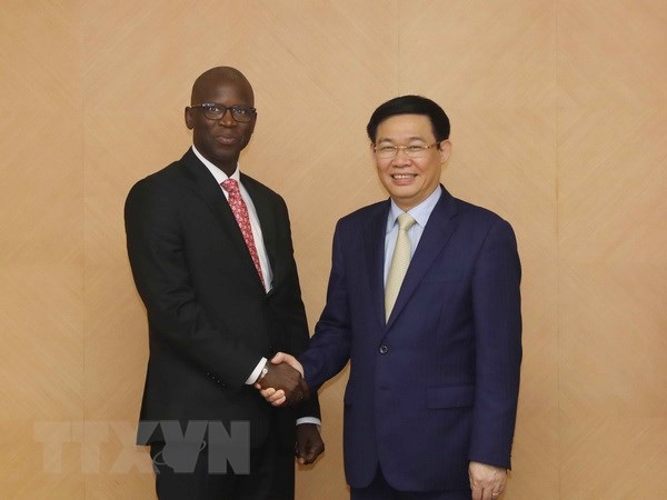 ธนาคารโลกเสนอเกี่ยวกับการปฏิรูปนโยบายประกันสังคมในเวียดนาม