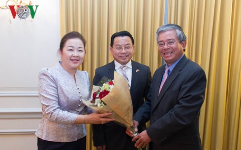 เอกอัครราชทูตเวียดนามประจำสหรัฐอวยพรสถานทูตลาวในโอกาสเทศกาลบุญปีใหม่