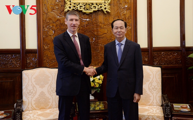 ผลักดันความร่วมมือระหว่างเวียดนามกับสหราชอาณาจักรและไอร์แลนด์เหนือและเนเธอร์แลนด์