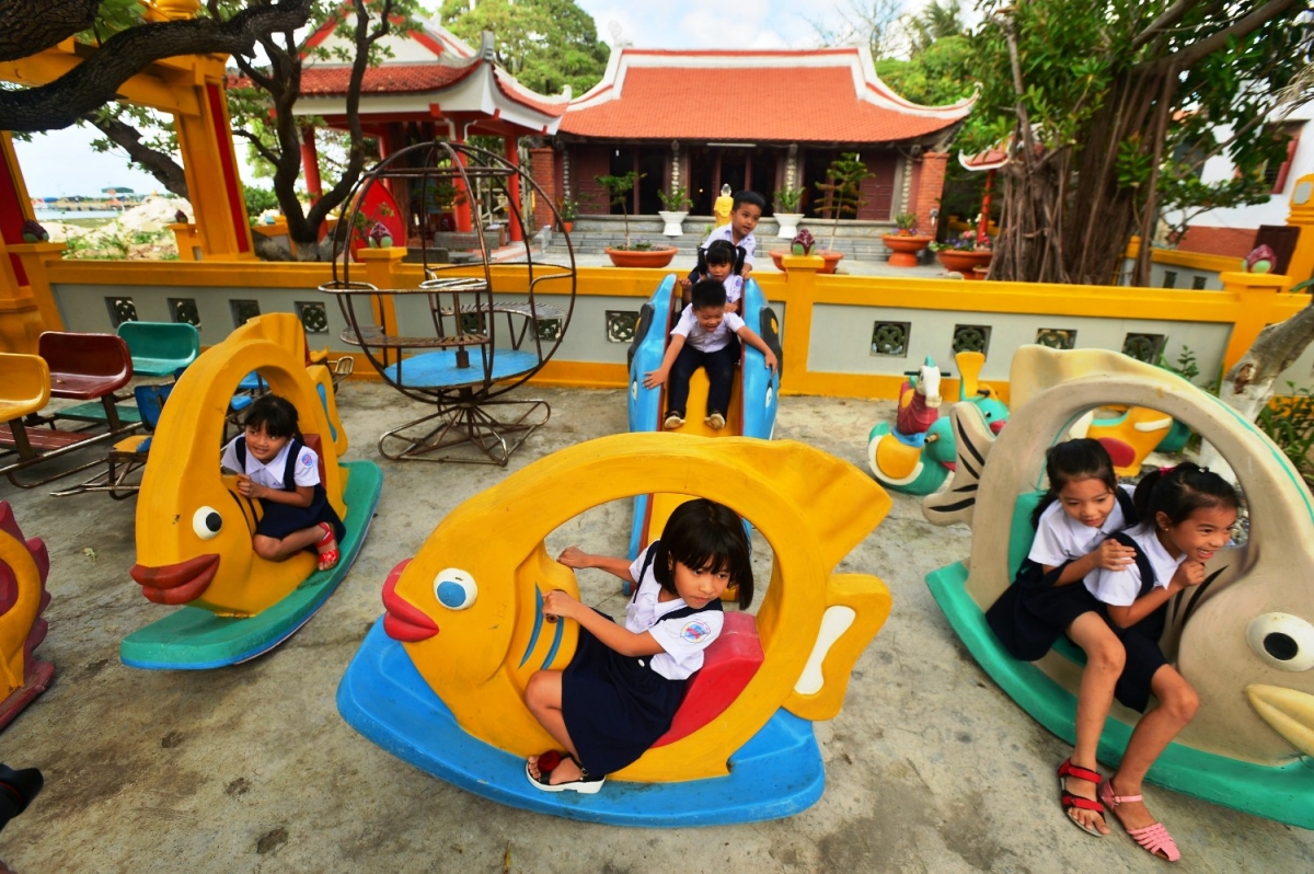 การเปลี่ยนแปลงบนอำเภอเกาะเจื่องซา