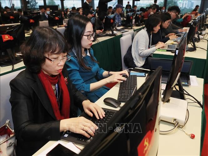 การปรับเปลี่ยนสู่ดิจิทัลสร้างยุคแห่งการสื่อสารที่รวดเร็ว