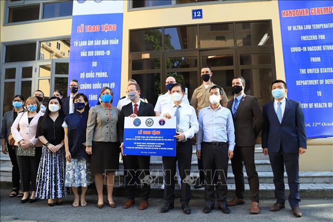 ประธานประเทศ เหงวียนซวนฟุก กล่าวขอบคุณรัฐบาลสหรัฐที่ให้ความช่วยเหลือเวียดนามในการรับมือการแพร่ระบาดของโรคโควิด -19