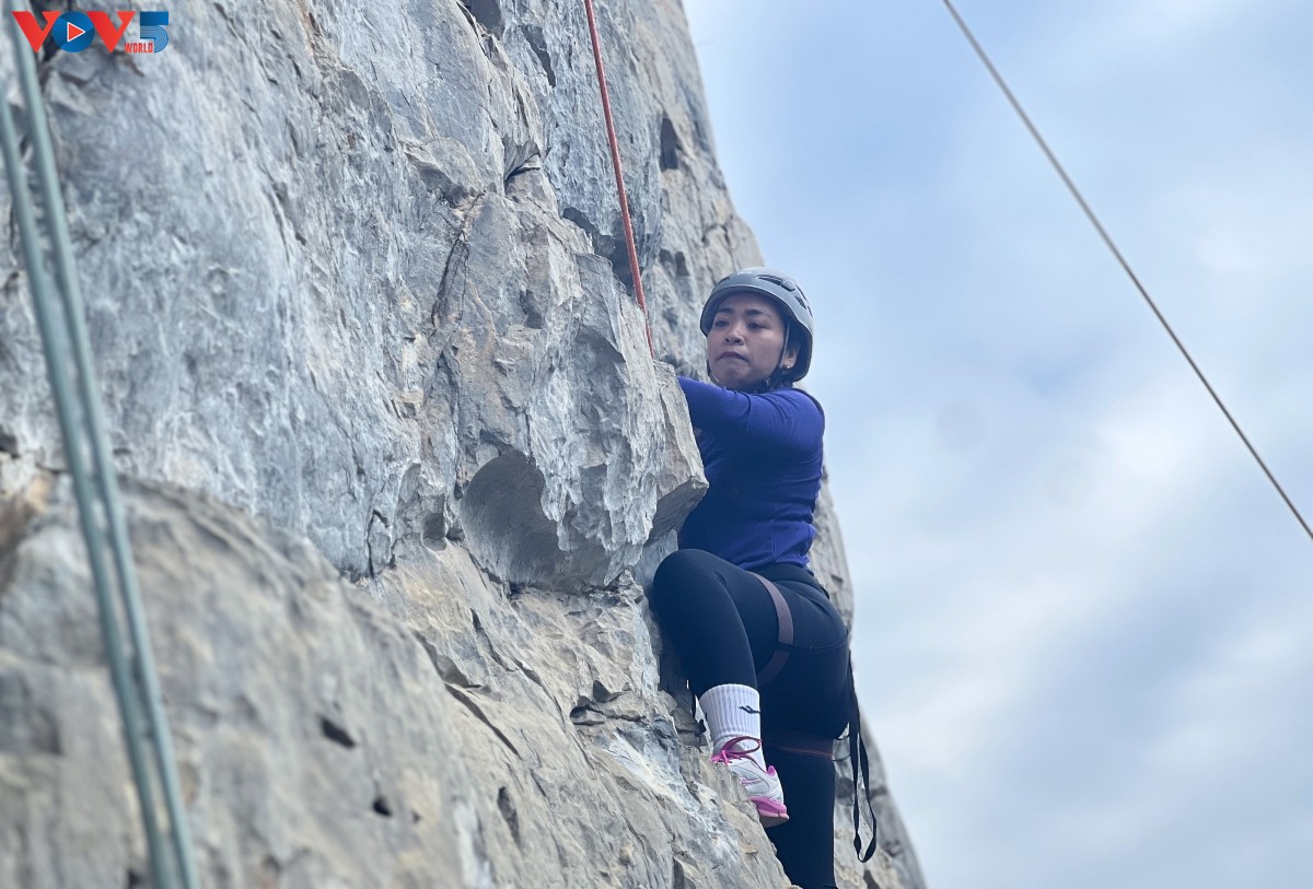 หิวเลียน จุดหมายปลายทางที่น่าสนใจสำหรับนักท่องเที่ยวที่ชอบการปีนเขาผจญภัยในจังหวัดหลางเซิน