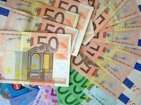 วิกฤตหนี้ของกรีซดูเหมือนจะยังไม่มีทางแก้ไขอย่างเด็ดขาด