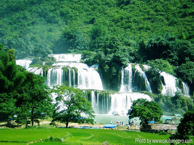 เยือนถิ่นปฏิวัติกาวบั่ง