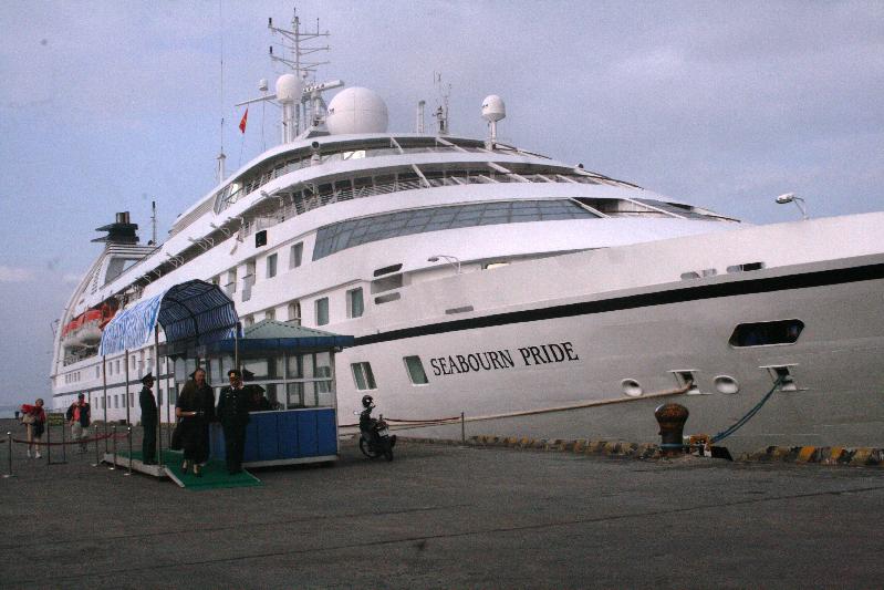 ท่าเรือไซ่ง่อนต้อนรับเรือท่องเที่ยวต่างชาติ2ลำช่วงปีใหม่