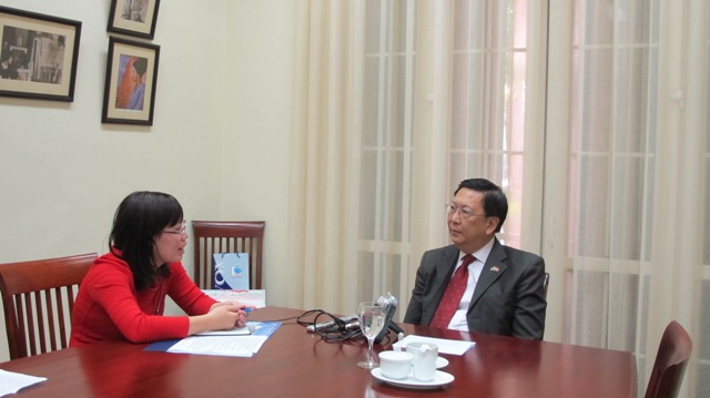 ท่านเอกอัครราชทูตไทยประจำเวียดนามในโอกาสให้สัมภาษณ์ผู้สื่อข่าวสถานีวิทยุเวียดนาม