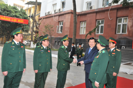 ประธานประเทศเยือนกองบัญชาการทหารชายแดน