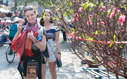 ชาวต่างชาติประทับใจกับตรุษเต๊ตเวียดนาม