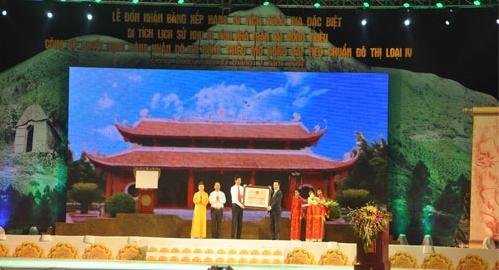 รับรองโบราณสถานพิเศษแห่งชาติ เขตโบราณสถานประวัติศาสตร์ราชวงศ์เจิ่นที่จังหวัดกว๋างนิง