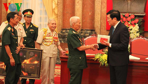 ประธานประเทศให้การต้อนรับทหารผ่านศึกสามภาค