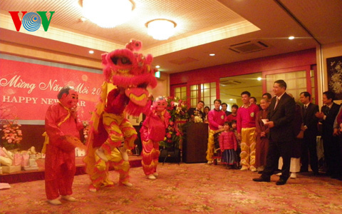 ตรุษเต๊ตของชมรมชาวเวียดนามในต่างประเทศ