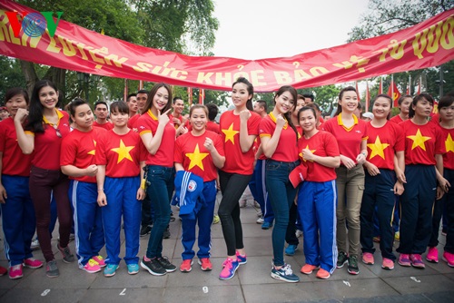 เปิดการรณรงค์ “วันวิ่งโอลิมปิกเพื่อสุขภาพมวลชน2015”