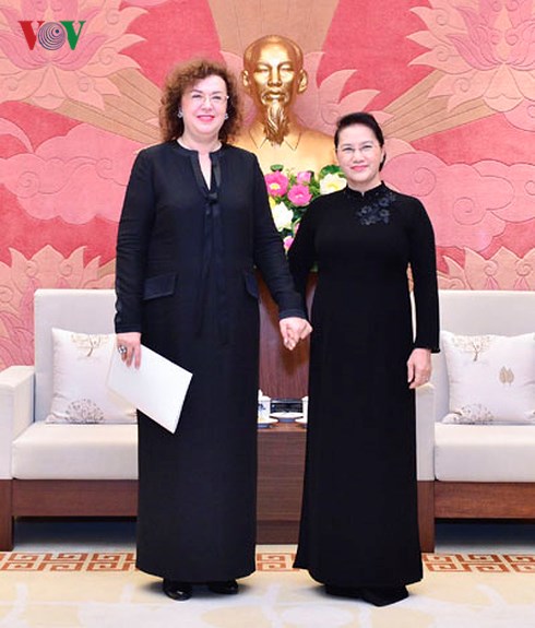 ประธานสภาแห่งชาติให้การต้อนรับรองประธานดูมาแห่งชาติรัสเซีย