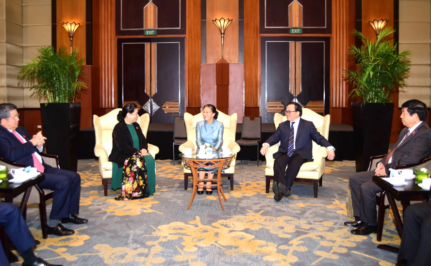 เวียดนาม-ลาวแลกเปลี่ยนประสบการณ์ด้านการบริหารของการปกครองท้องถิ่น