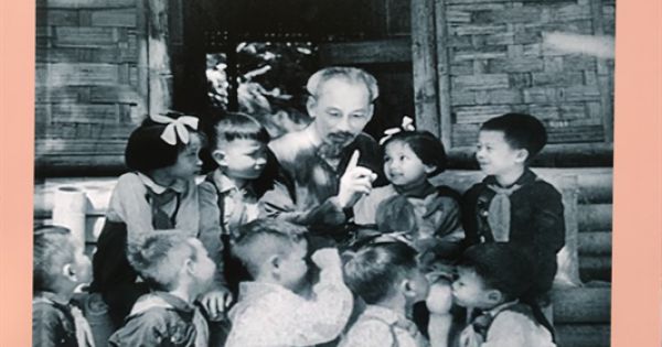 สัปดาห์ภาพยนต์รำลึก130ปีวันคล้ายวันเกิดของประธานโฮจิมินห์