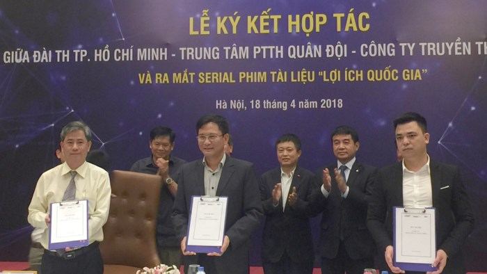 “민족 국가 이익” 라는 베트남 전쟁 다큐멘터리 개봉