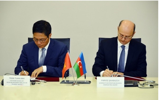 베트남과 아제르바이잔  정부간 위원회 2차 회의는 큰 성공