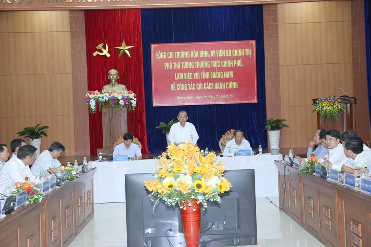 Truong Hoa Binh상임 부총리, Quang Nam 성 현장 지도