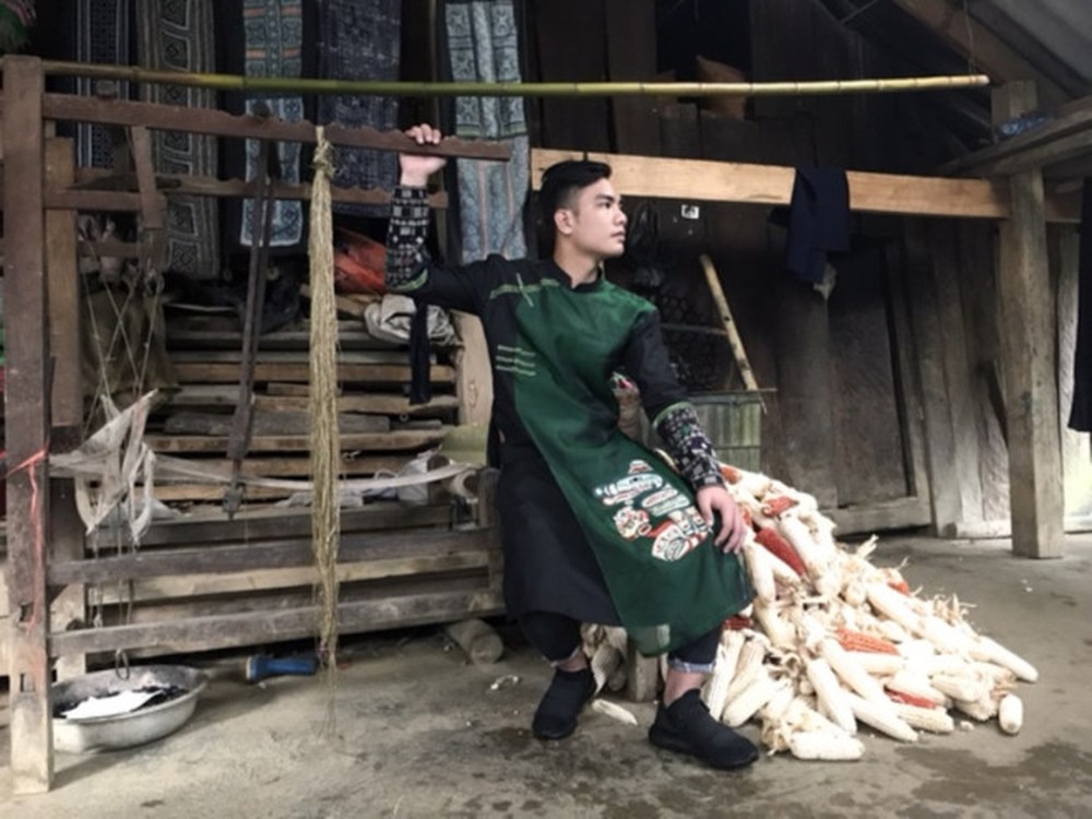 디자이너 Vu Viet Ha의 열정적 아오 자이 이야기