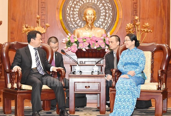 베트남-중국 청년 – 양국 우호관계 증진을 위해 협력