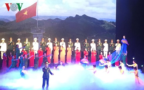 ”당과 신뢰 유지” 예술행사