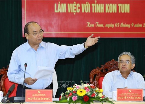 Nguyen Xuan Phuc 총리, Kon Tum성 방문