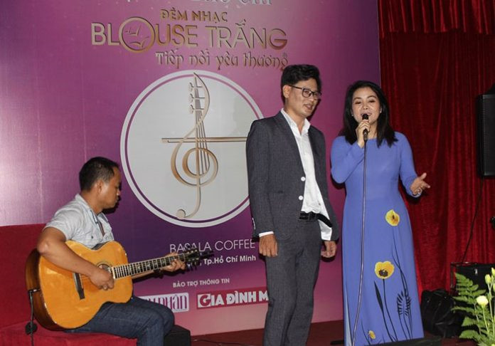 흰 블라우스 음악의 밤, 빈곤층 환자를 위해 3 억 2 천만 VND 이상 모금