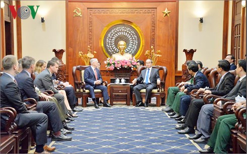 응우엔 티엔 냔 (Nguyễn Thiện Nhân) 호치민시 당위원회 서기, 미국 제임스 마디스 (James Mattis)국방장관 접견