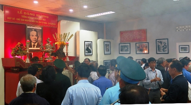 Nguyễn Hữu Thọ (응우옌 흐우 터) 국가주석 대행 추념 분향식