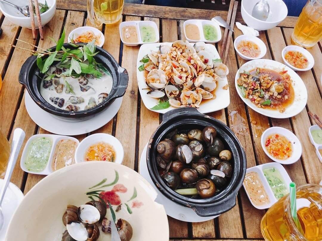 붕따우 야시장 - 해산물을 갈아 먹는 사람들을 위한 천국