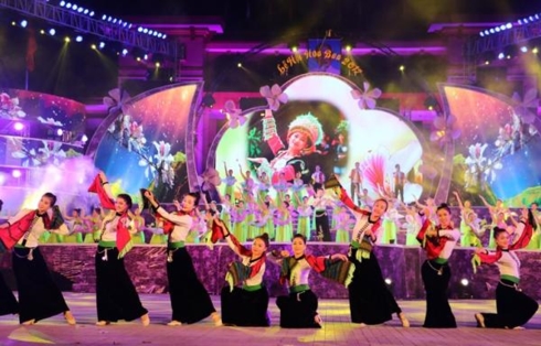 2019년 “반” 꽃 축제에 많은 활동들