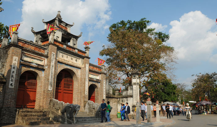 응오 꾸옌(Ngô Quyền) 칭왕-꼬 로아(Cổ Loa) 수도 천명 1080주년 기념 행사
