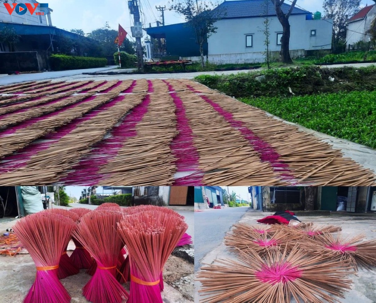 ບັນ​ດາ​ຍາ​ກາດ​ຄຶກ​ຄື້ນໃນ​ໂອ​ກາດ​ທ້າຍ​ປີ​ຢູ່​ໝູ່​ບ້ານ​ເຮັດ​ທູບ ບາວ​ເອິນ