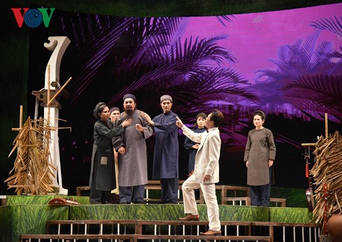 cac dai bieu quoc hoi xuc dong xem vo cai luong "thay ba doi" hinh 14