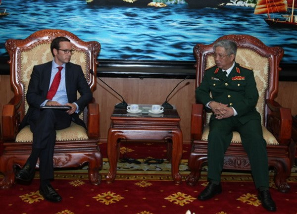 Замминистра обороны Вьетнама принял советника президента США