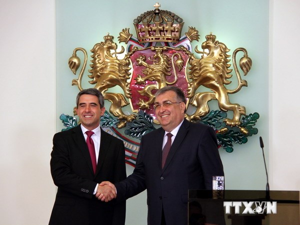 Президент Болгарии подписал указ о роспуске парламента и назначил дату проведения досрочных выборов