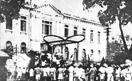 Августовская революция стала яркой вехой в истории строительства и защиты страны во Вьетнаме