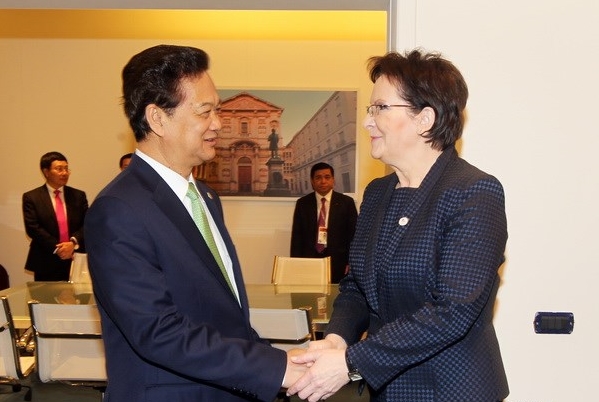 Премьер Вьетнама Нгуен Тан Зунг провел встречи с лидерами стран АСЕМ