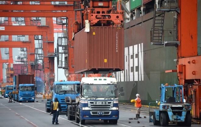 Япония утвердила пакет экономических мер на $29 млрд