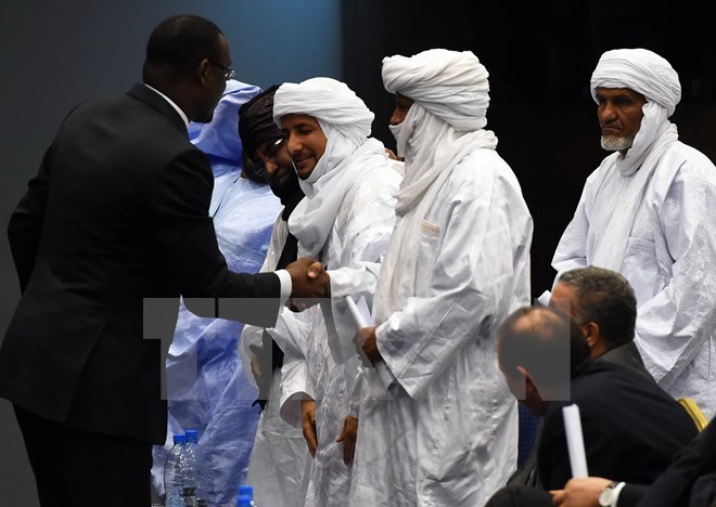 Конфликтующие стороны в Мали призваны подписать соглашение о перемирии в середине мая