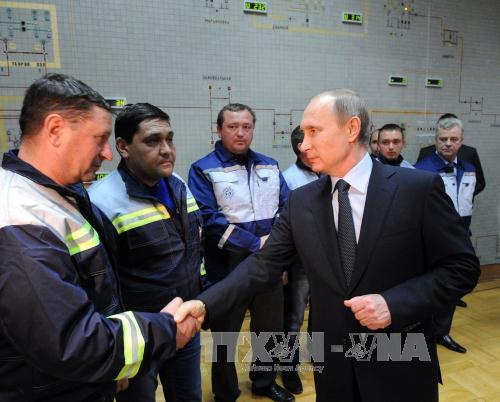 Россия запустила вторую нить энергогомоста в Крым