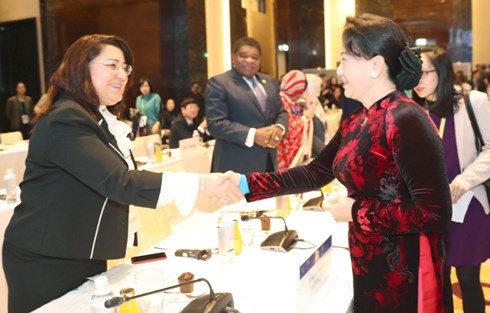 Содействие гендерному равенству во имя устойчивого равзития и общего процветания