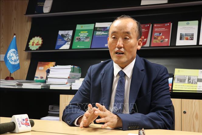 Глава представительства ВОЗ во Вьетнаме: Вьетнам осуществляет решительную и правильную стратегию чрезвычайного реагирования на эпидемию COVID-19