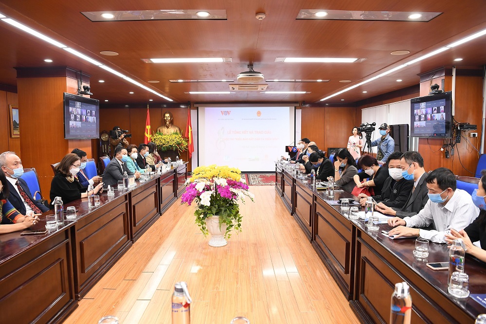 Названы победители конкурса «Вьетнамские эмигранты исполняют народные песни»