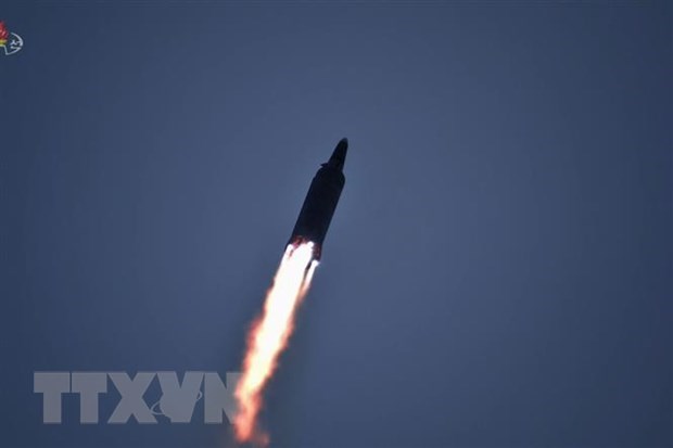 Республика Корея сообщила о запуске КНДР неизвестного снаряда