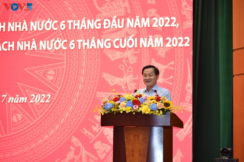 Вице-премьер Ле Минь Кхай: Минфин должен проявить активность и оказать своевременную поддержку в социально-экономическом восстановлении и развитии