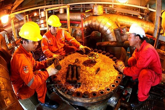 Построение сильного рабочего класса, способного адаптироваться к изменениям в стране