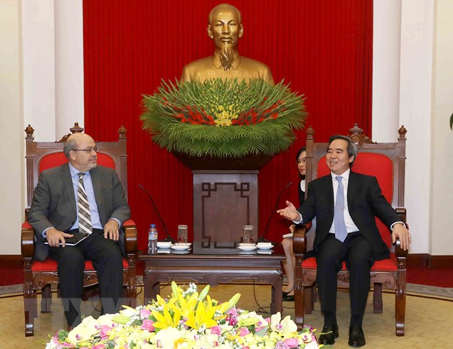 중앙경제위원장, 국제통화기금 실무단 접견